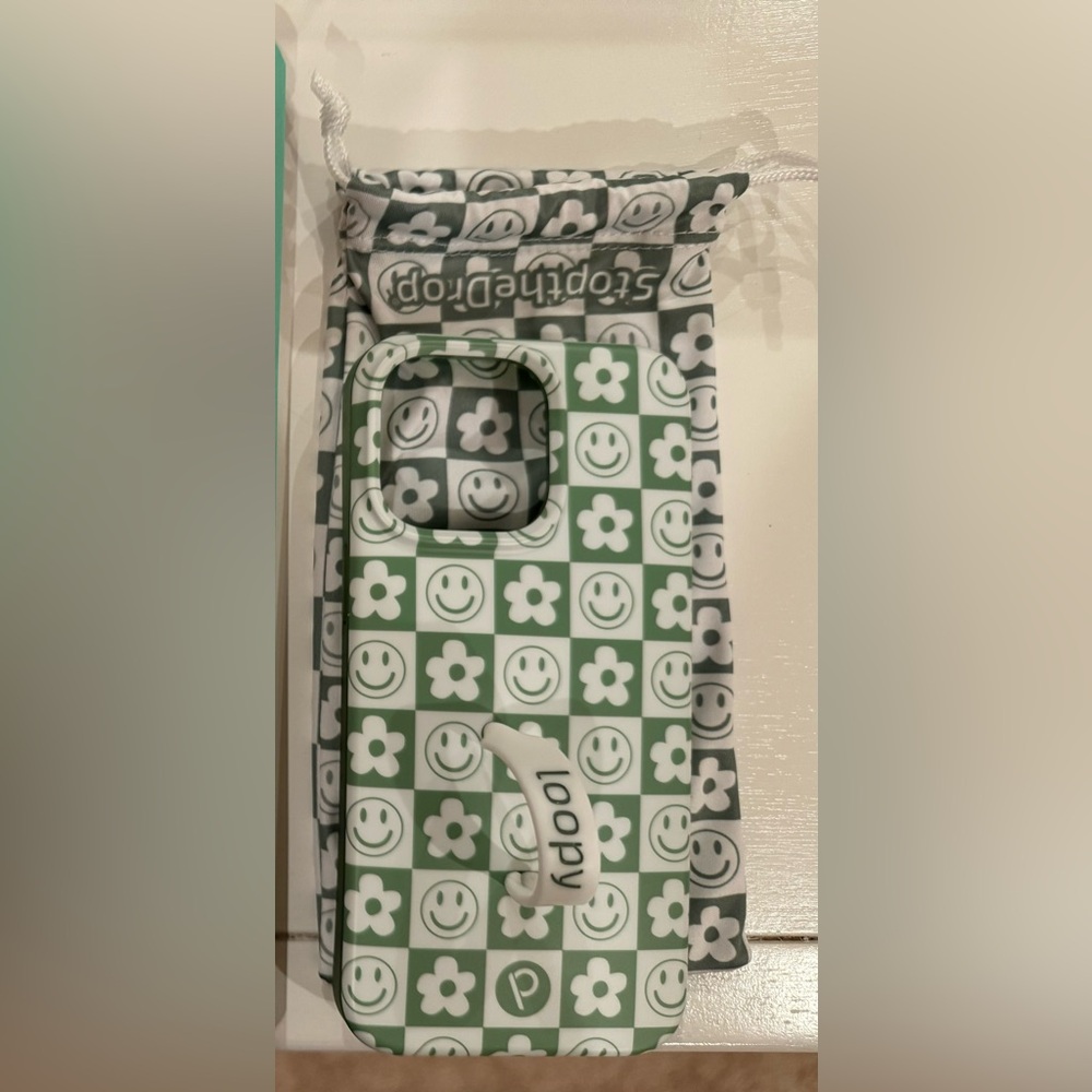 Loopy iPhone 15 pro max